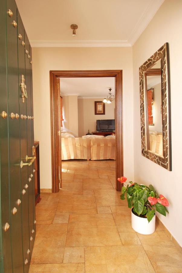Isla De 1, Jacuzzi, 80m From The Sea, Ac, Bbq, Private Parking, Big Terrace * Benalmádena