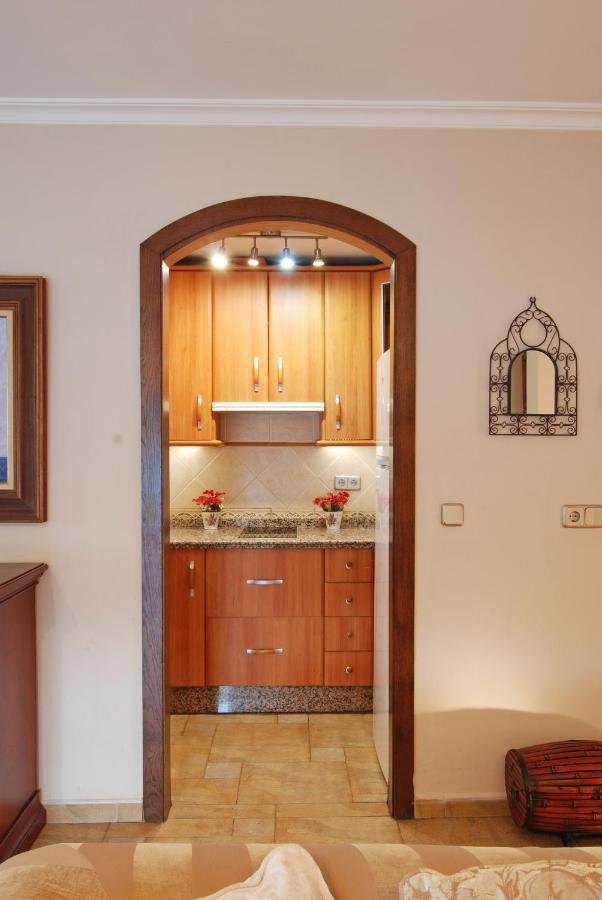 Apartamento Isla De 1, Jacuzzi, 80m From The Sea, Ac, Bbq, Private Parking, Big Terrace